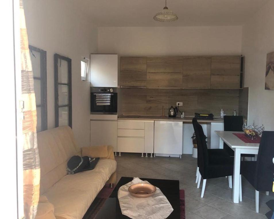 Macko, Apartmani Tivat Exterior foto